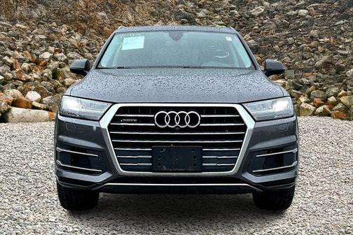 2019 Audi Q7 45 Premium Plus