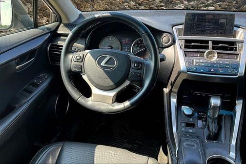 2015 Lexus NX 200t F Sport