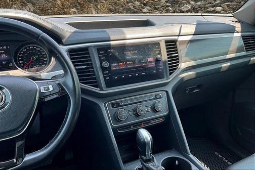 2018 Volkswagen Atlas 3.6L SE w/Technology