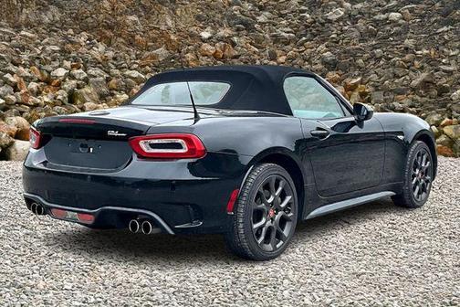 2017 FIAT 124 Spider Base