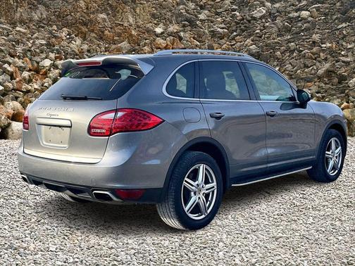 2014 Porsche Cayenne Cayenne