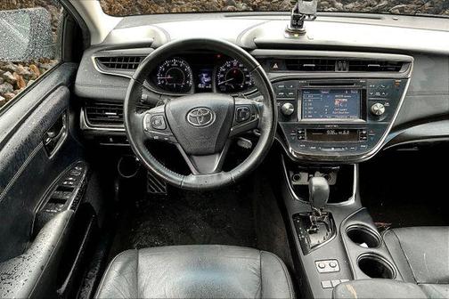 2016 Toyota Avalon XLE
