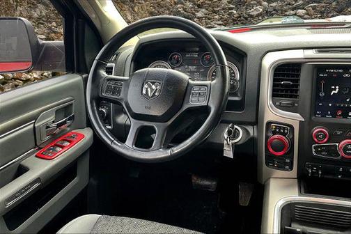 2019 RAM 1500 SLT