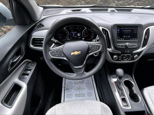 Silver Ice Metallic 2022 Chevrolet Equinox 1LT