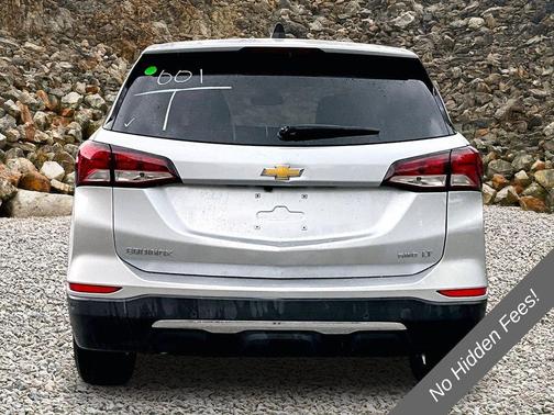 Silver Ice Metallic 2022 Chevrolet Equinox 1LT
