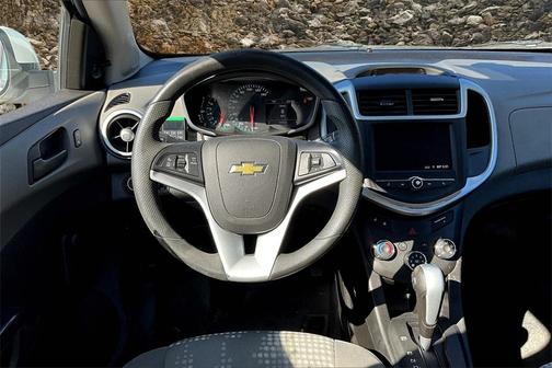 2020 Chevrolet Sonic FWD Hatchback 1FL 5-Door