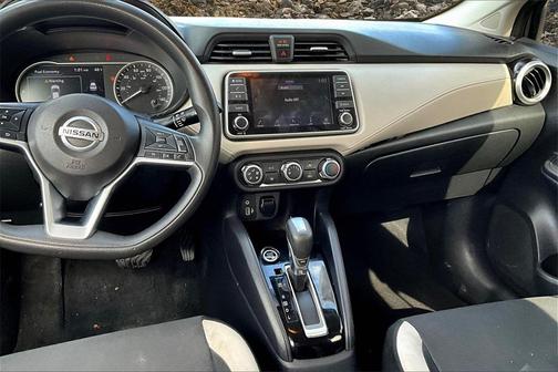 2021 Nissan Versa 1.6 SV