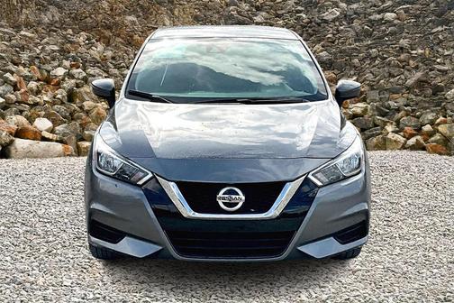 2021 Nissan Versa 1.6 SV