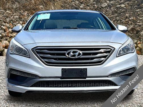 Symphony Silver 2017 Hyundai SONATA Sport