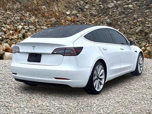 2020 Tesla Model 3 Standard Range