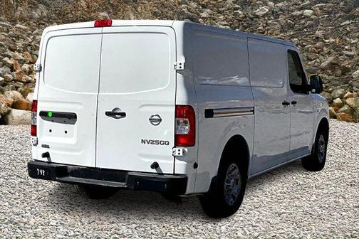 2021 Nissan NV Cargo NV2500 HD SV V6