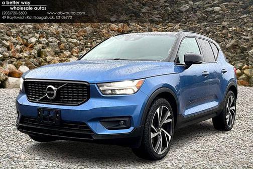 2021 Volvo XC40 T5 R-Design