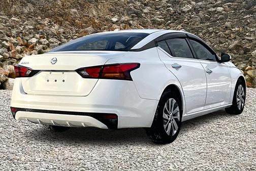 2020 Nissan Altima S FWD