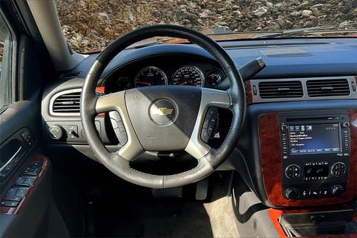 2014 Chevrolet Suburban 1500 LTZ