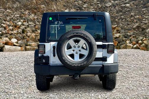 2014 Jeep Wrangler Unlimited Sport RHD