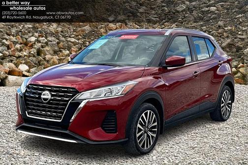 2022 Nissan Kicks SV