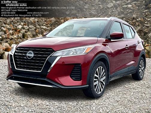 2022 Nissan Kicks SV