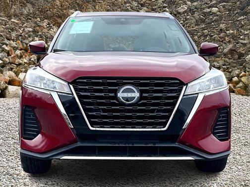 2022 Nissan Kicks SV