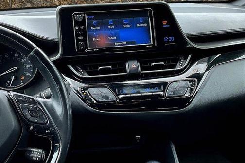 2018 Toyota C-HR XLE Premium