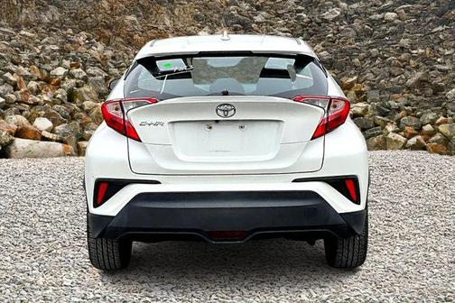 2018 Toyota C-HR XLE Premium