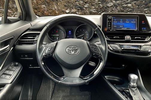 2018 Toyota C-HR XLE Premium