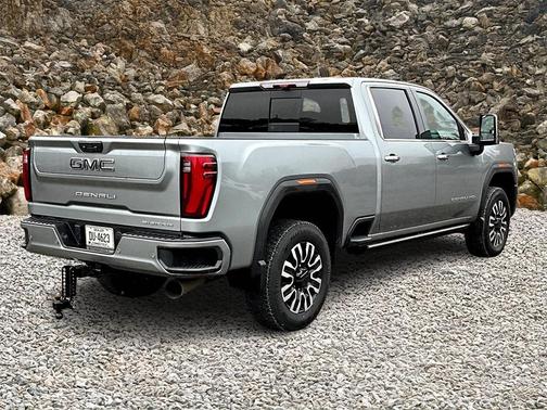 2024 GMC Sierra 2500 Denali Ultimate