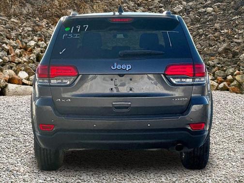 2019 Jeep Grand Cherokee Laredo
