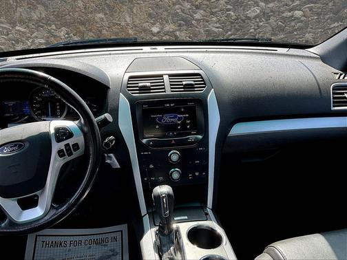 Tuxedo Black Metallic 2014 Ford Explorer XLT