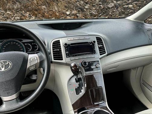 2010 Toyota Venza Base