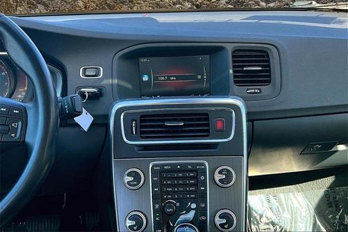 2016 Volvo S60 T5 Premier