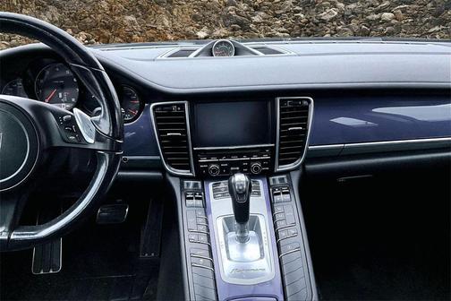 2014 Porsche Panamera 4