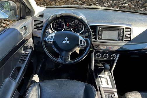 2016 Mitsubishi Lancer ES