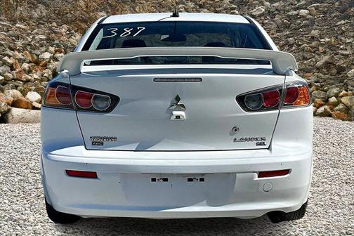 2016 Mitsubishi Lancer ES