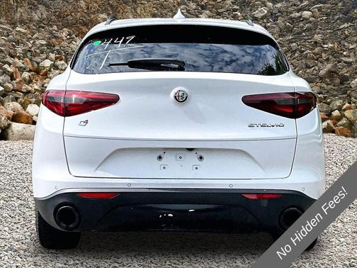 Alfa White 2018 Alfa Romeo Stelvio Sport