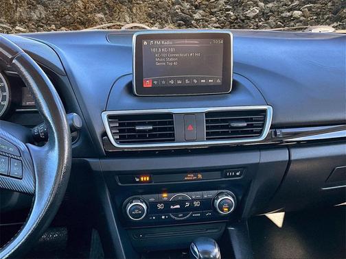 2015 Mazda Mazda3 s Grand Touring