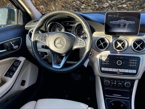 2018 Mercedes-Benz GLA 250 4MATIC