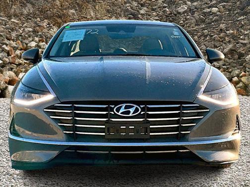 2023 Hyundai SONATA SE