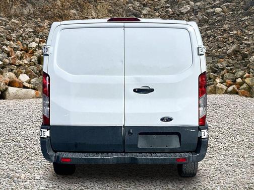 2018 Ford Transit-250 Base
