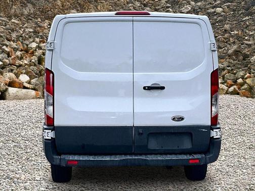 2018 Ford Transit-250 Base