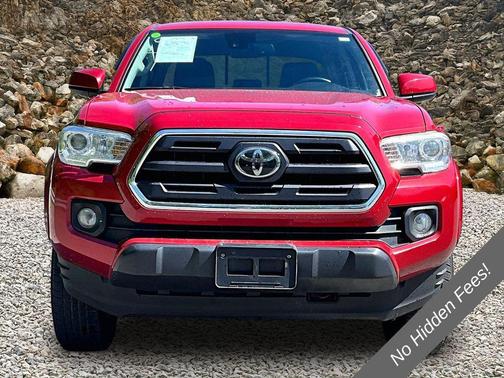 Barcelona Red Metallic 2019 Toyota Tacoma SR5
