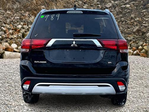 2020 Mitsubishi Outlander ES