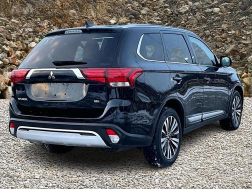2020 Mitsubishi Outlander ES