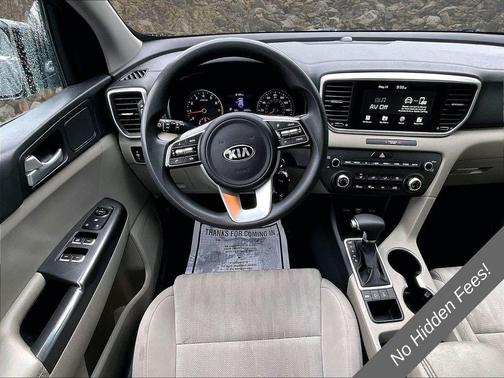 Black Cherry Pearl 2022 Kia Sportage LX
