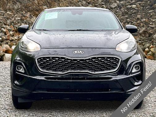 Black Cherry Pearl 2022 Kia Sportage LX