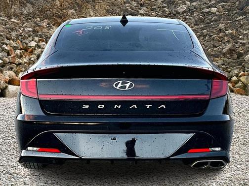 2022 Hyundai SONATA SEL