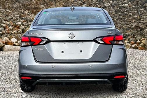 2021 Nissan Versa 1.6 SV