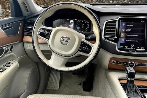 2016 Volvo XC90 T6 Inscription