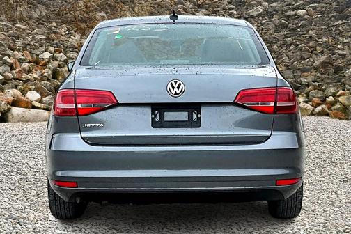 2015 Volkswagen Jetta Man S w/Technology