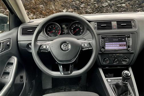 2015 Volkswagen Jetta Man S w/Technology