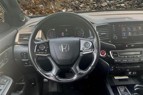 2020 Honda Pilot AWD Black Edition